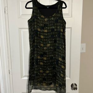 Dark multicolored dress